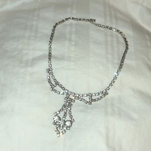 Vintage rhinestone necklace 14"